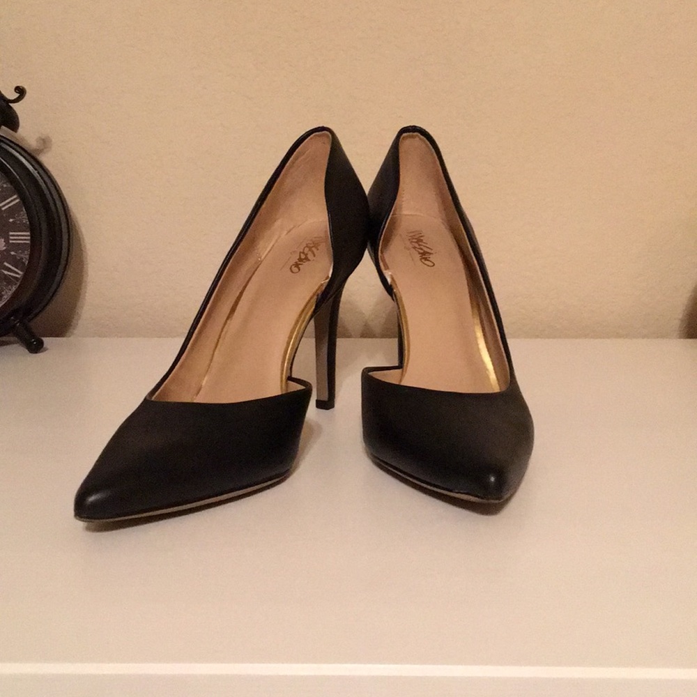 Black Stiletto Pointed Toe Heels